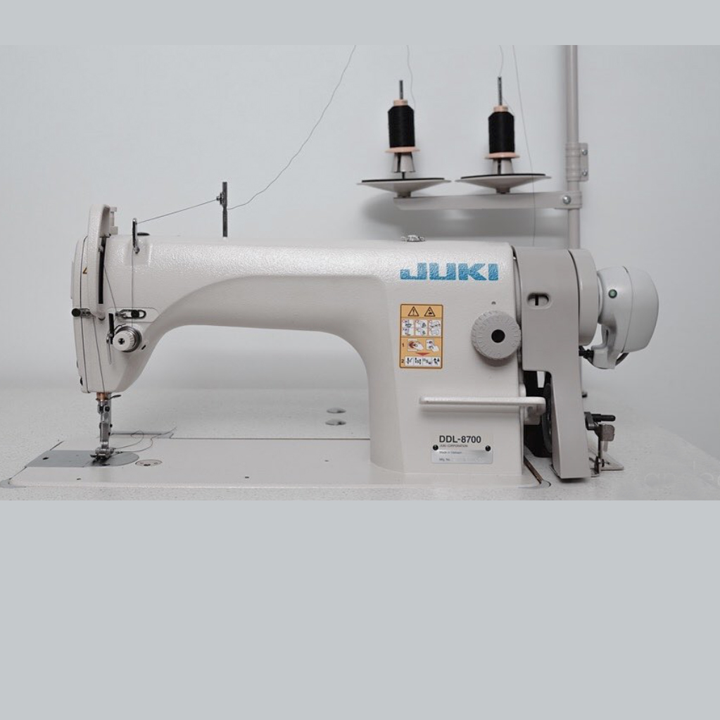 NEW Juki DDL-8700 Single Needle  SEWING  with K.D Stand & Servo Motor & Led Lamp 